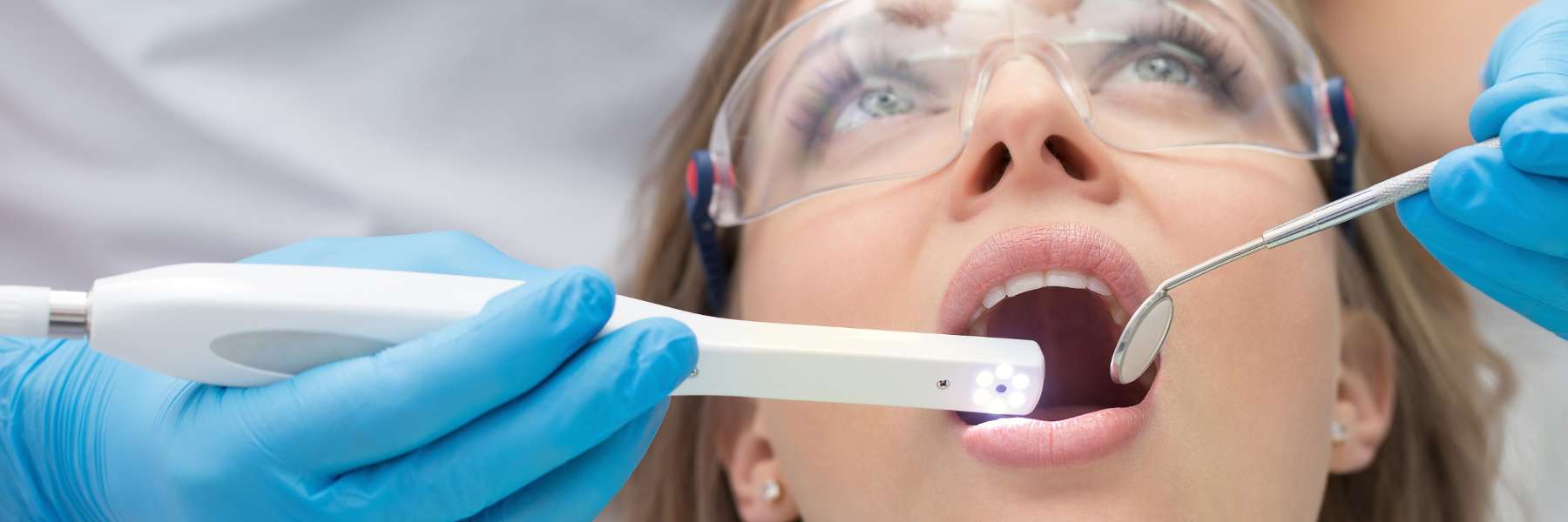 woman getting dental work in etobicoke