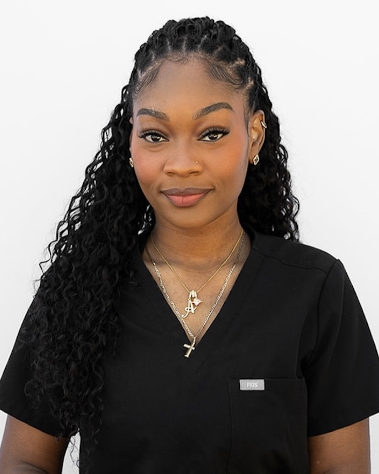 Azhia - Dental Hygienist