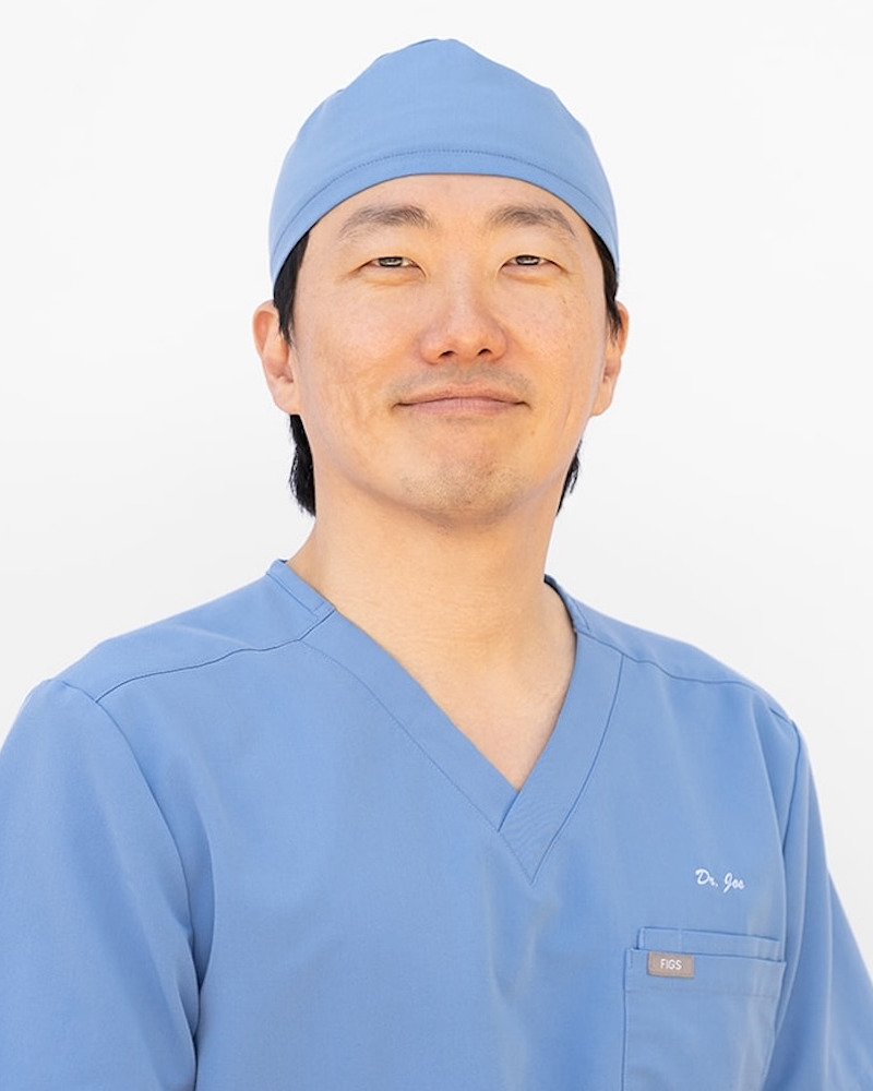 Toronto dentist Dr. Youngwoo Joo, DDS