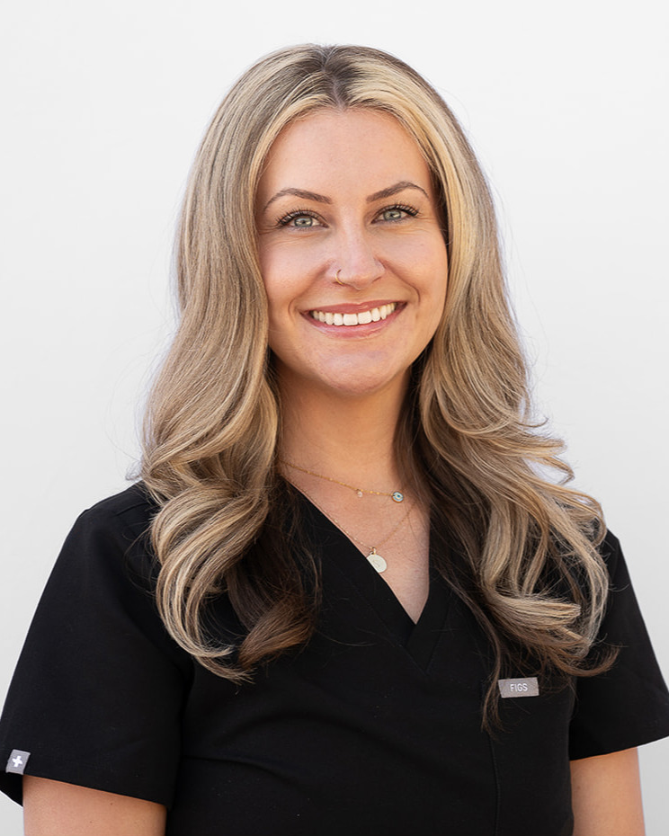 Samantha - Dental Assistant